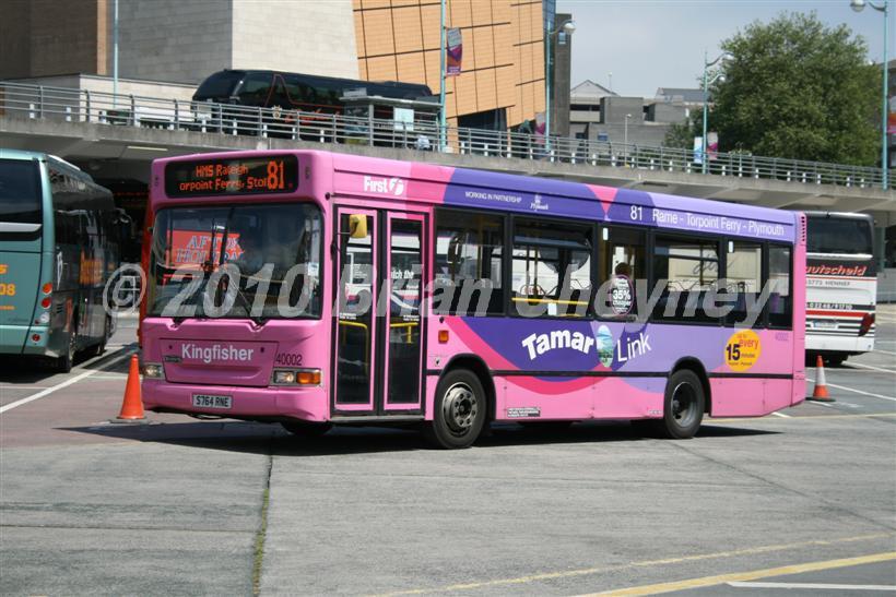 40002