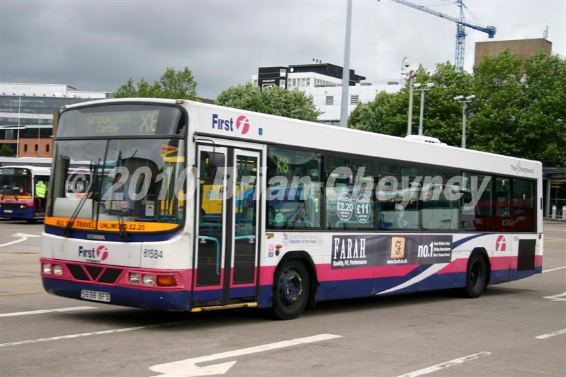 61584