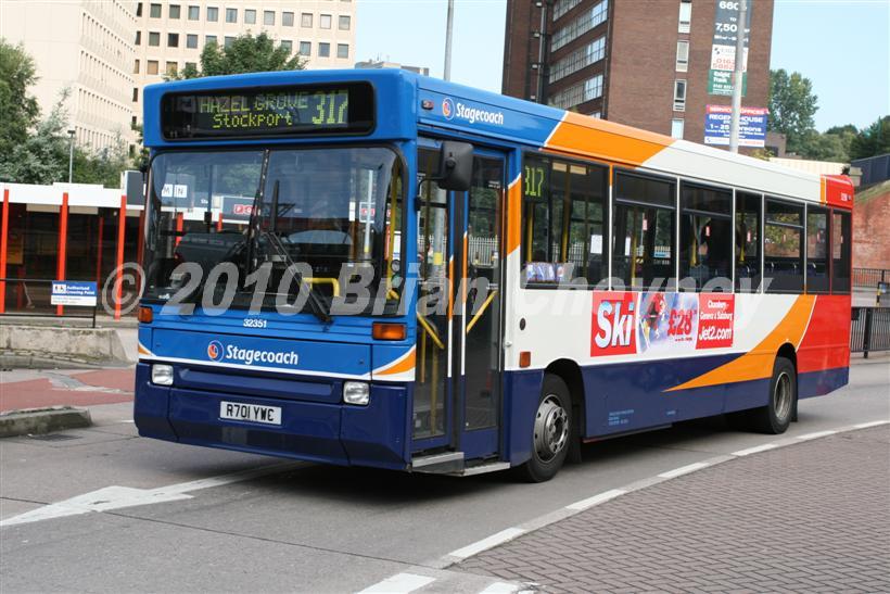 32351