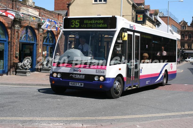 53044