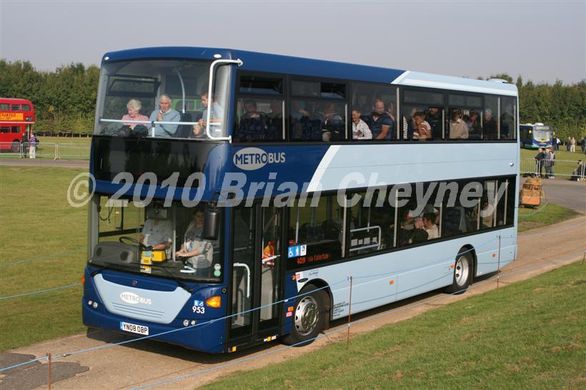953