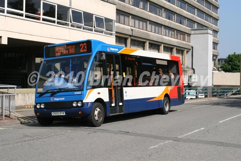 47642