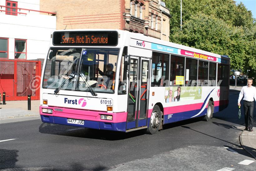 61015
