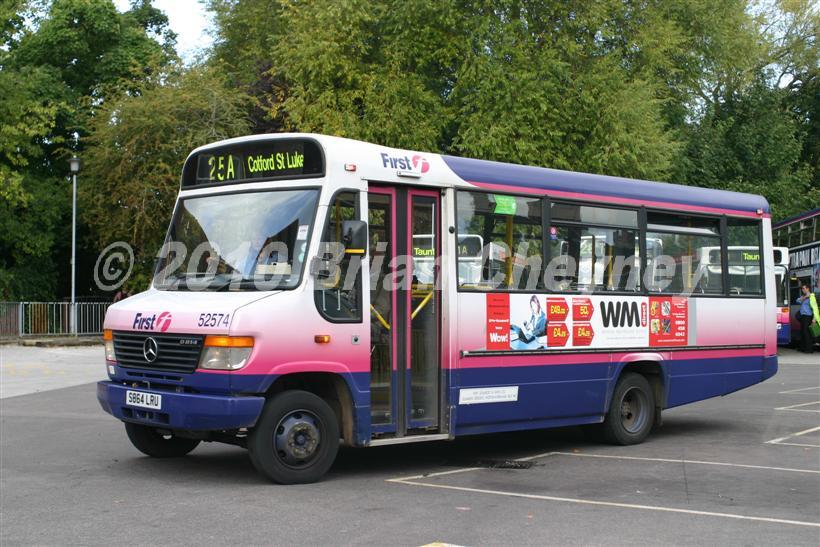 52574