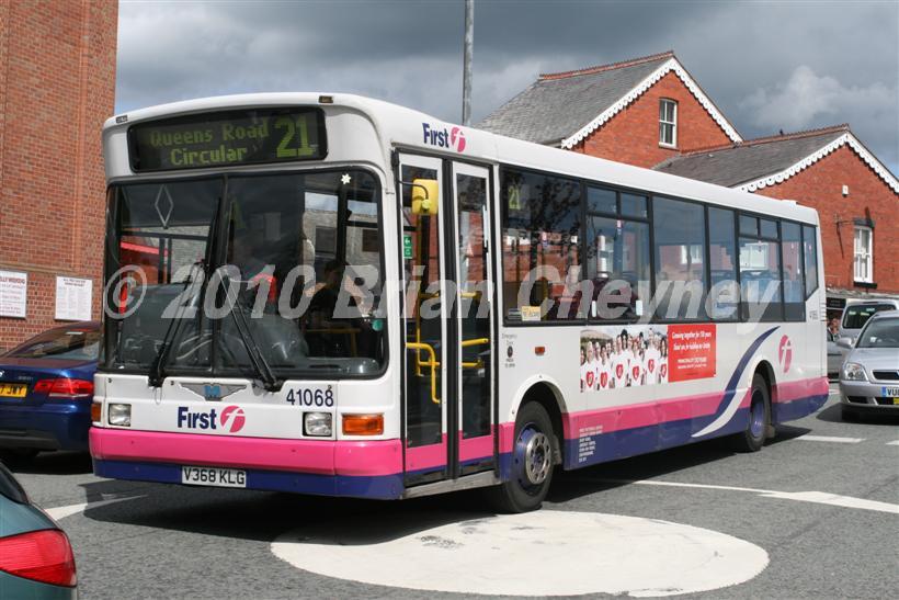 41068